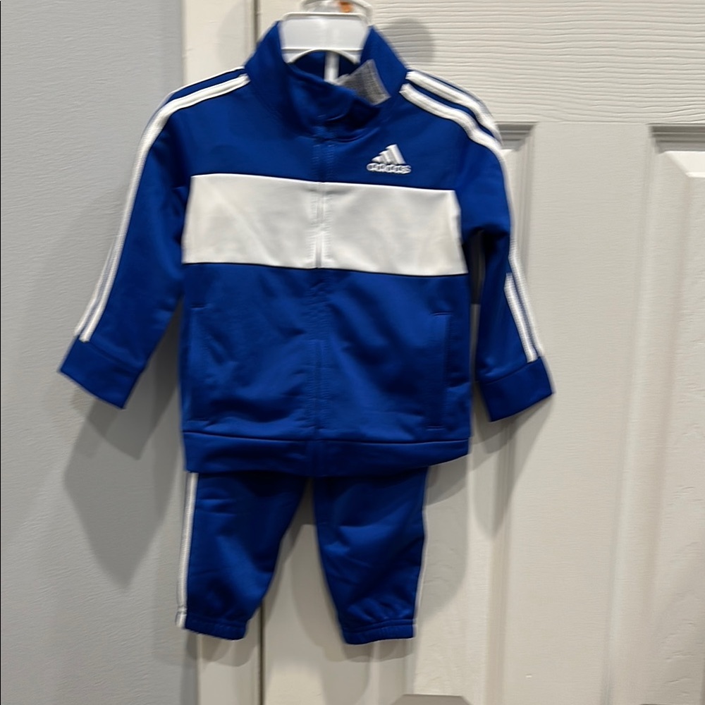 Brand new NWT Adidas Kids Matching Set in Blue and White